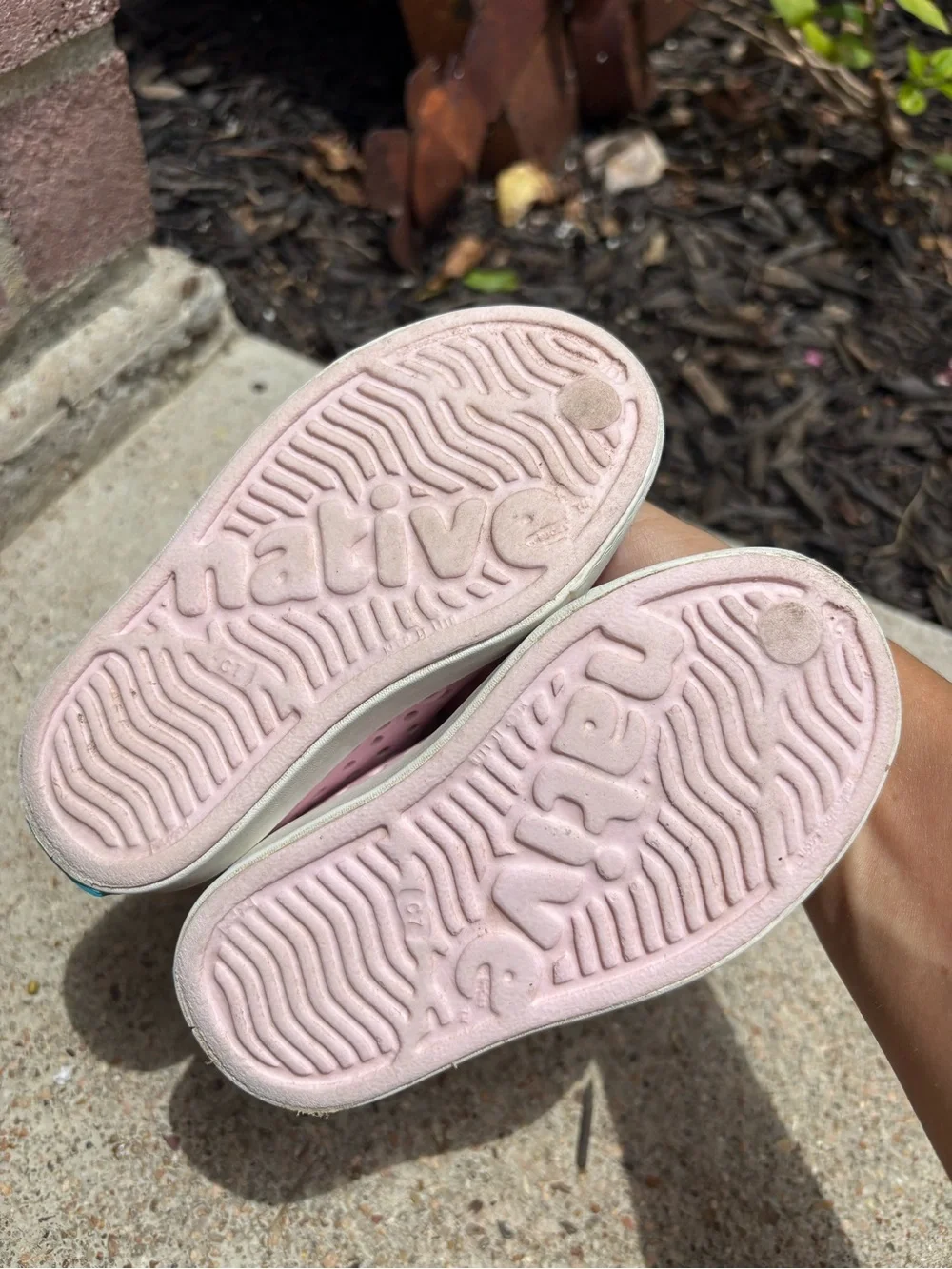 Native Kids Water Shoes Slip-Ons in Hot Pink & Light Pink